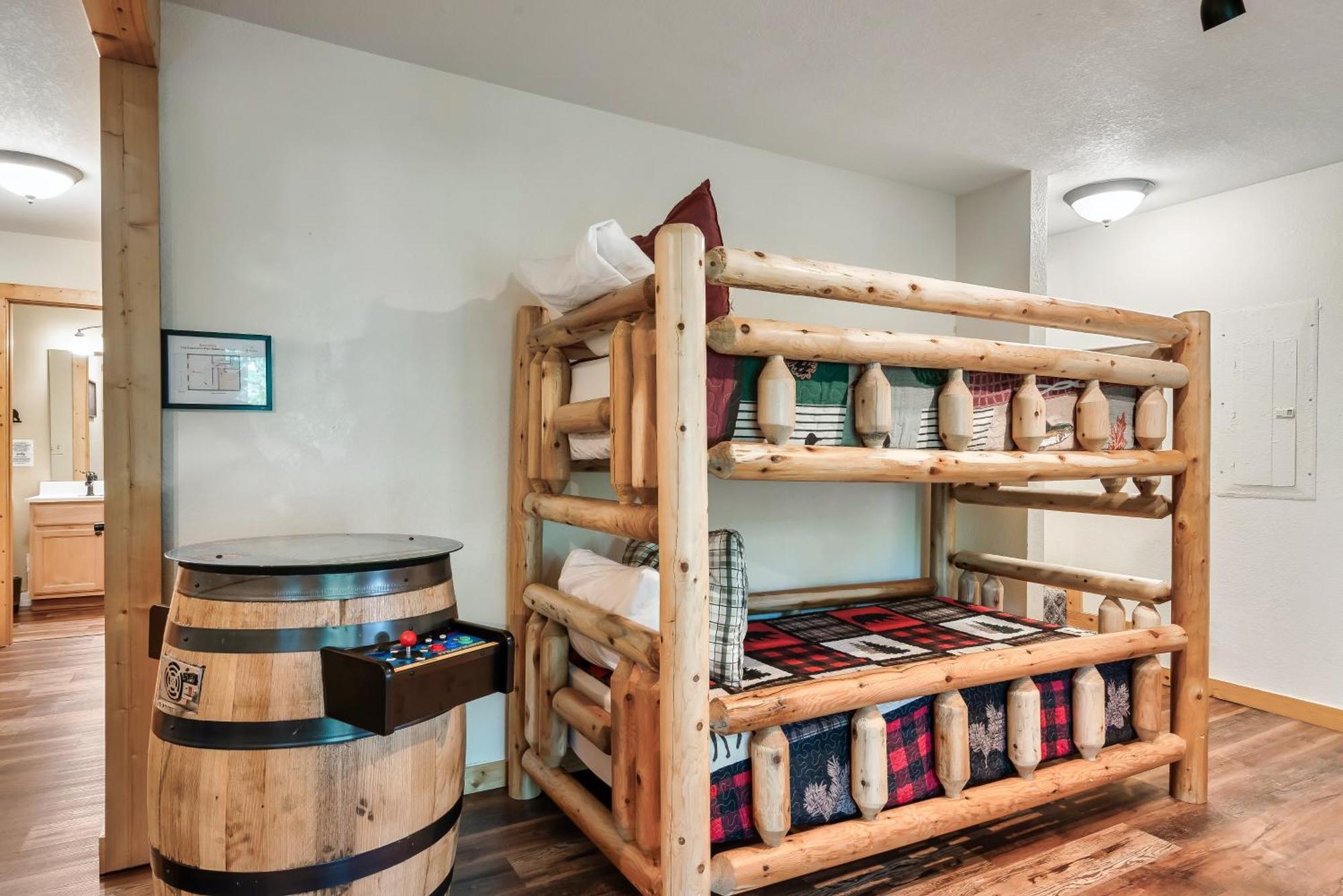 Peaceful Family Cabin With Hot Tub, Game Room, & More! Sevierville Buitenkant foto